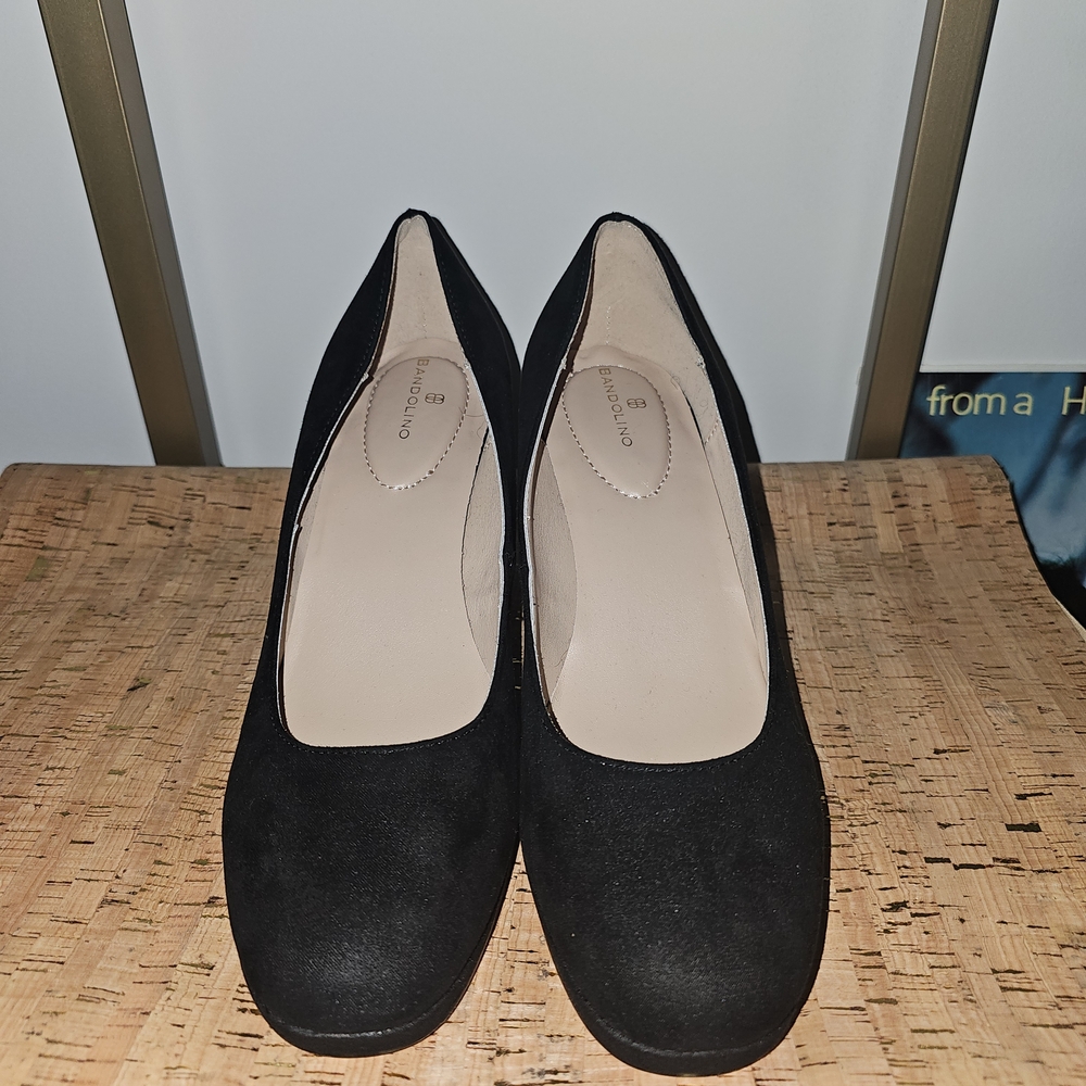 Bandolino Women's Cooler Pump - Size 10M NWT